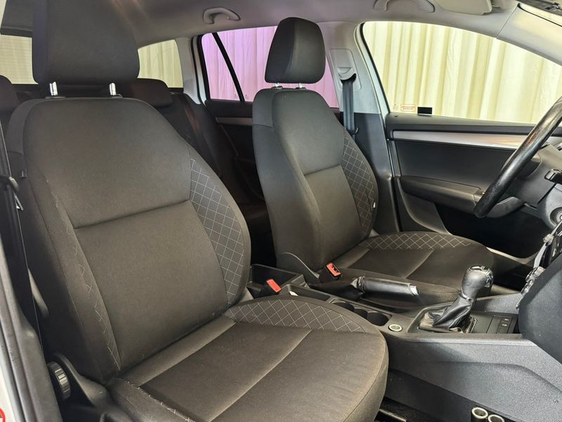 Skoda Octavia bild 7