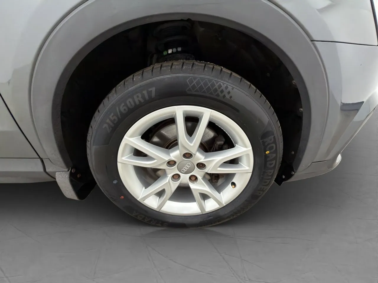 Vehicle image 31