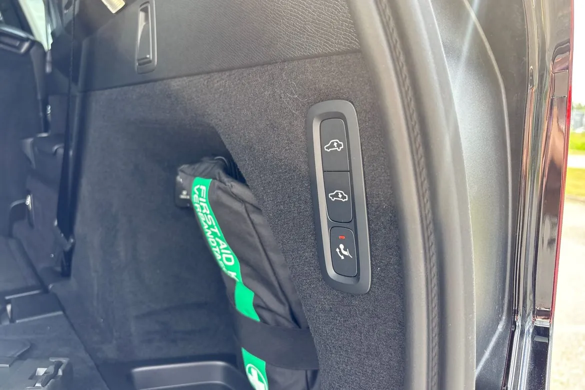Vehicle image 21