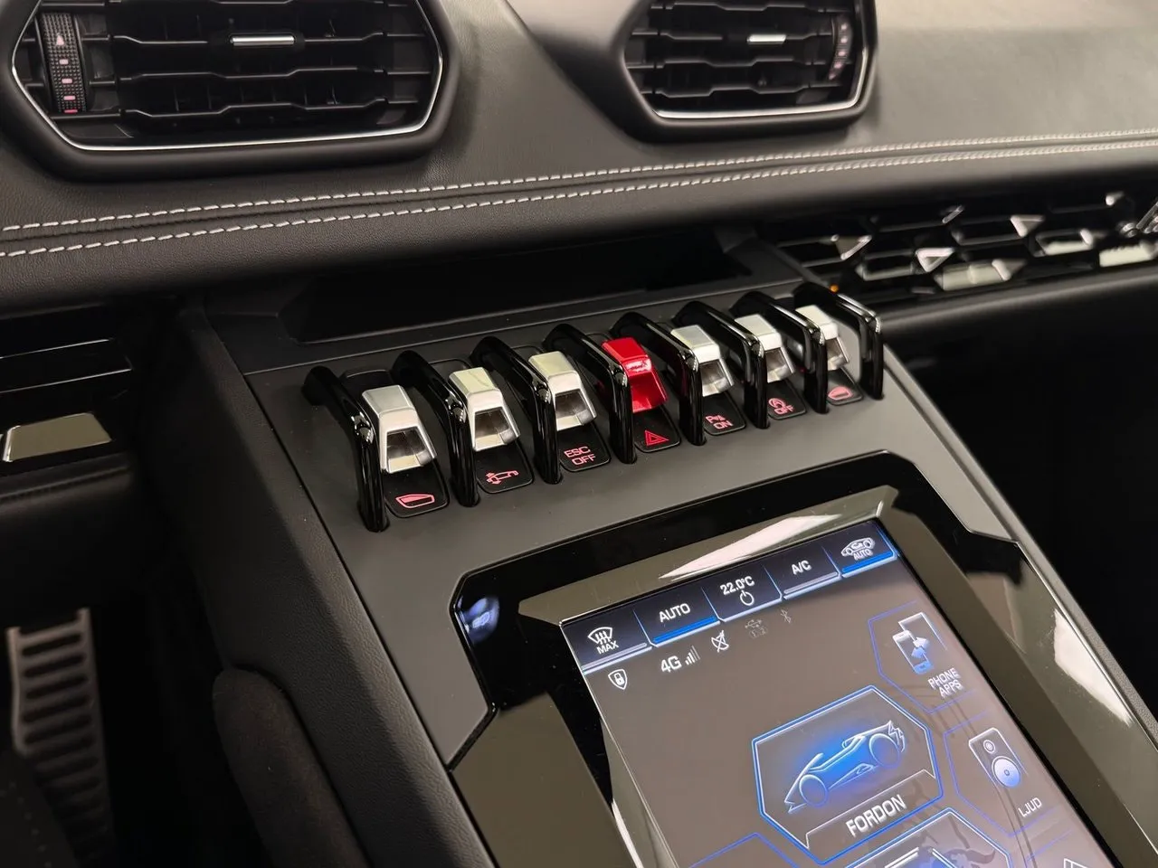 Vehicle image 22