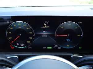 Mercedes EQB250+ bild 17
