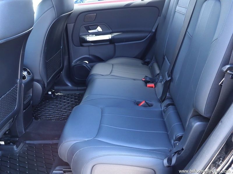 Mercedes EQB250+ bild 11