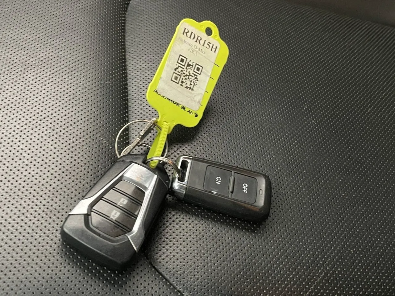Vehicle image 18