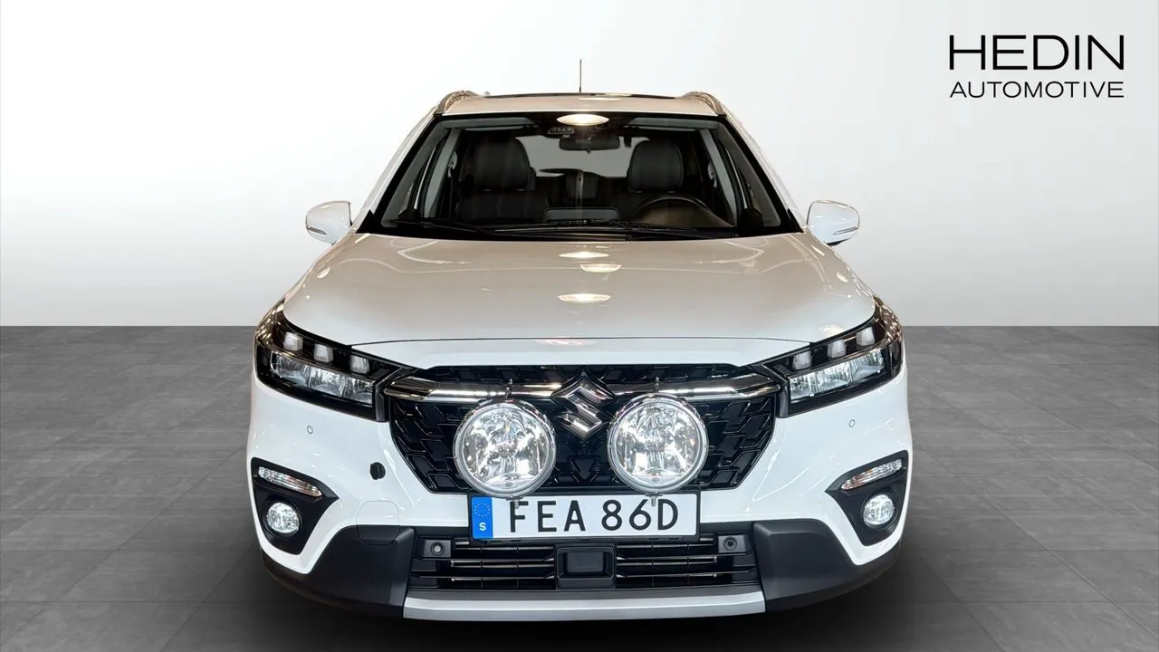 Vehicle image 7