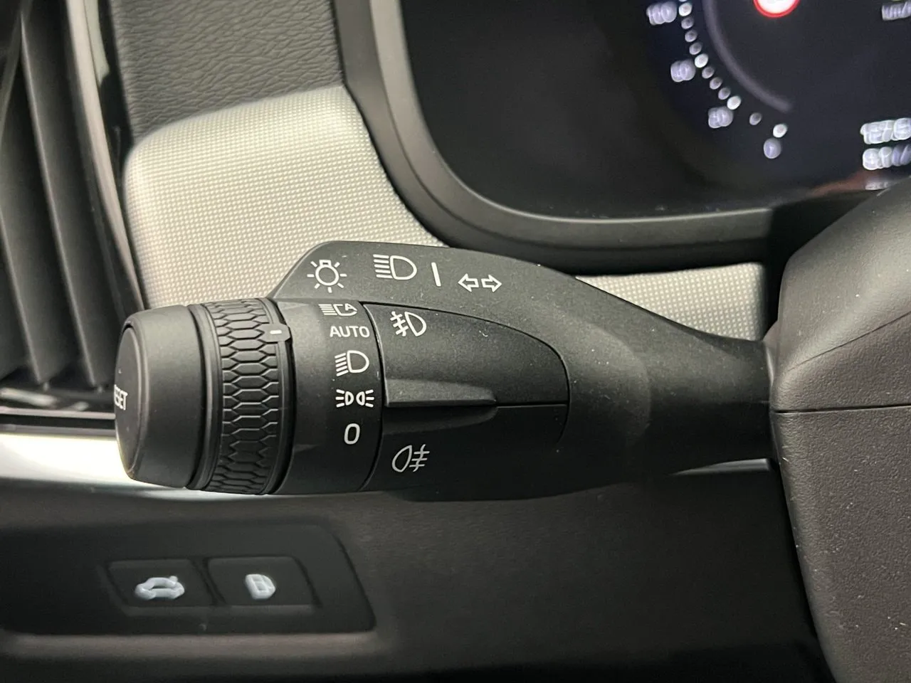 Vehicle image 29