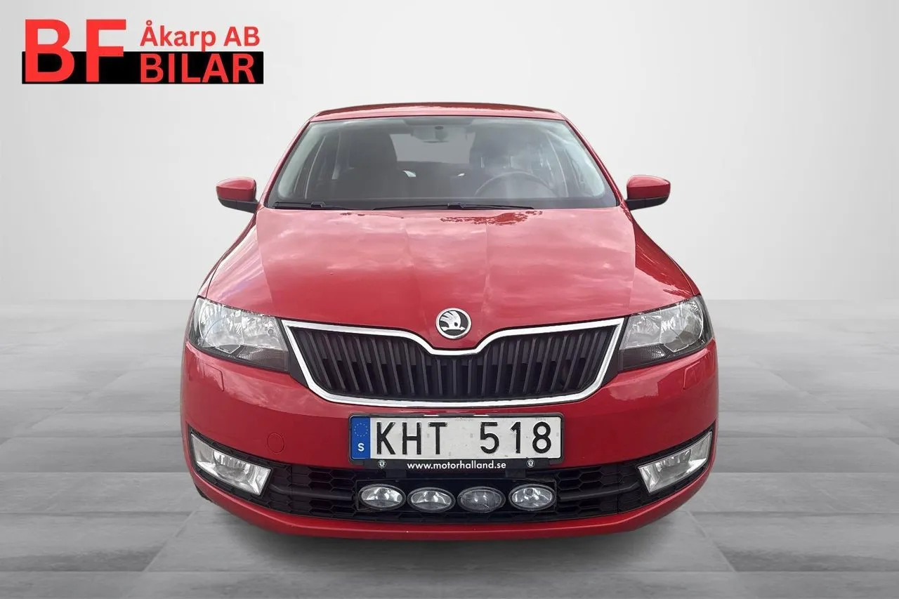 Vehicle image 8