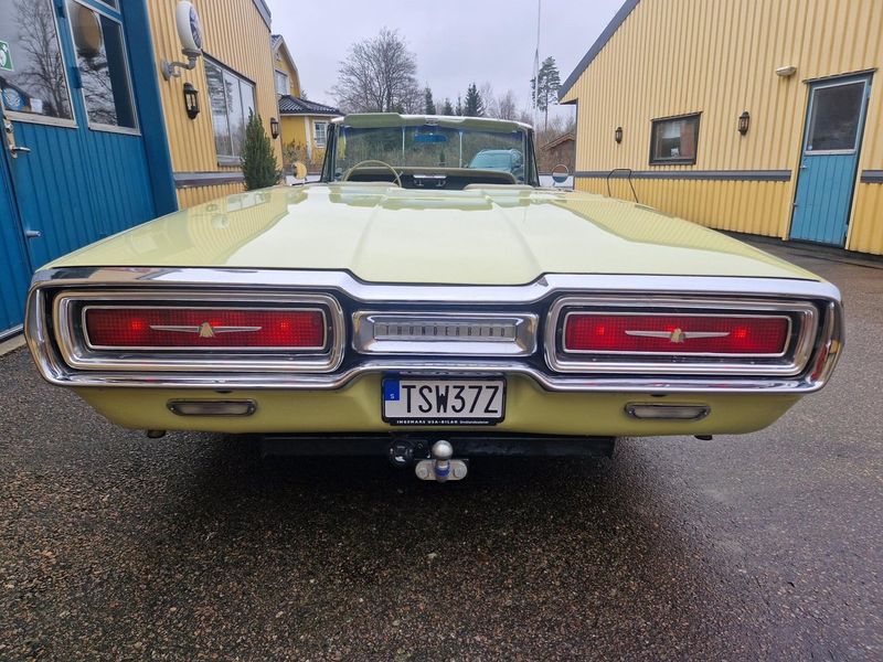 Ford Thunderbird bild 6
