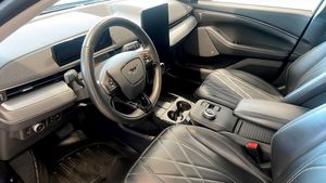 Ford Mustang Mach-E bild 12