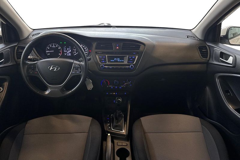 Hyundai i20 bild 11