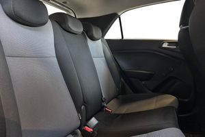 Hyundai i20 bild 17