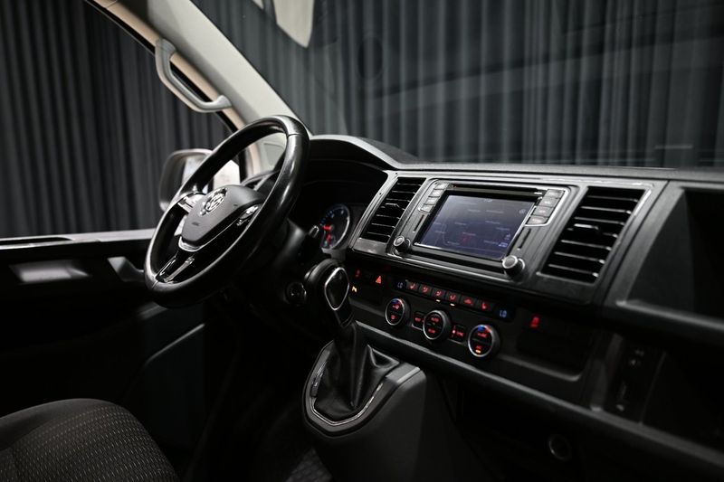 Volkswagen Caravelle bild 29