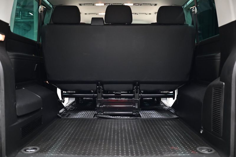 Volkswagen Caravelle bild 18