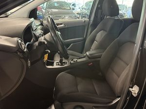 Mercedes B180 bild 6