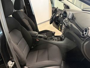 Mercedes B180 bild 8