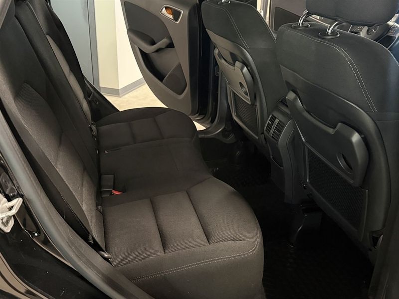 Mercedes B180 bild 7