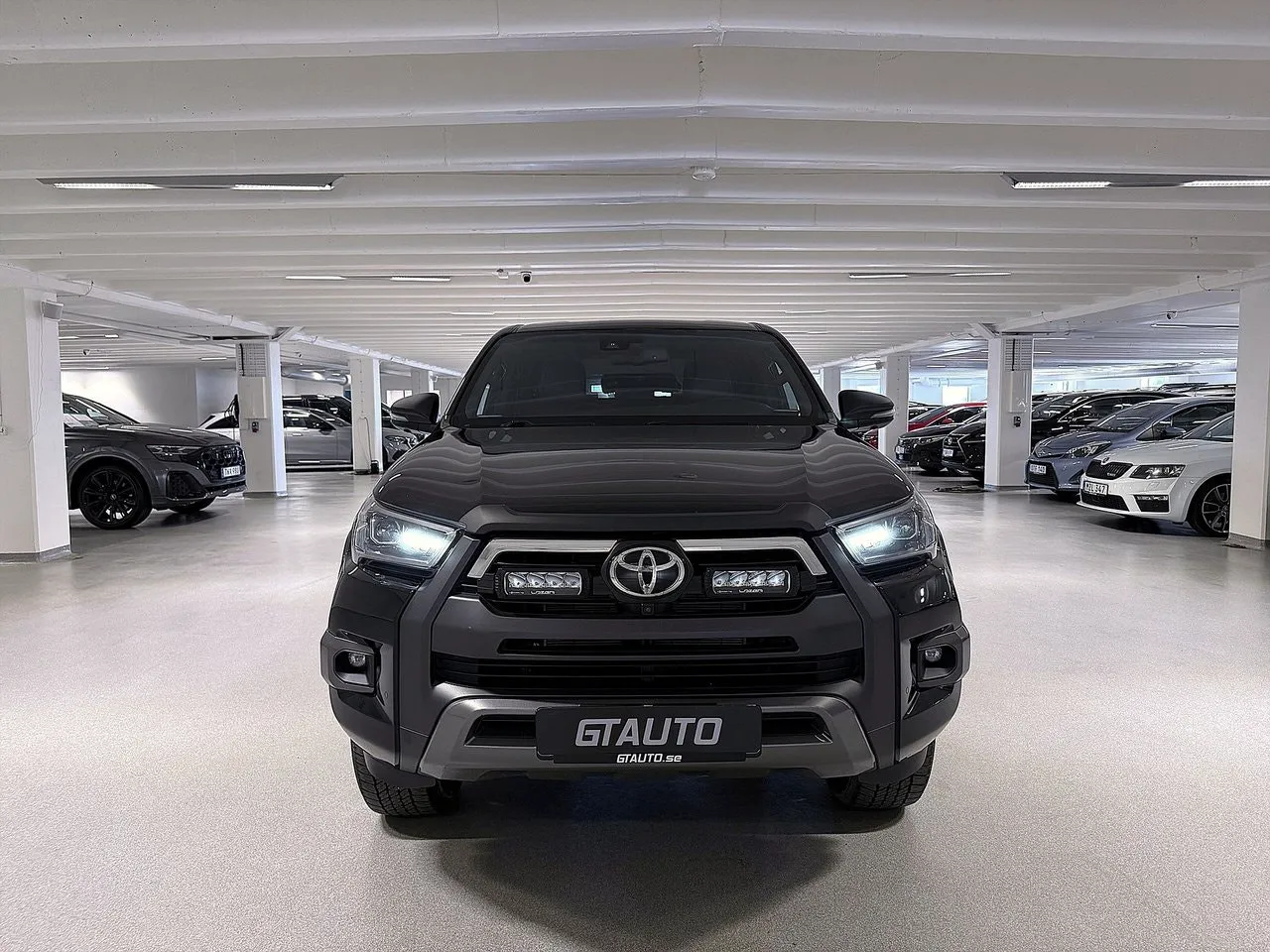 Vehicle image 2