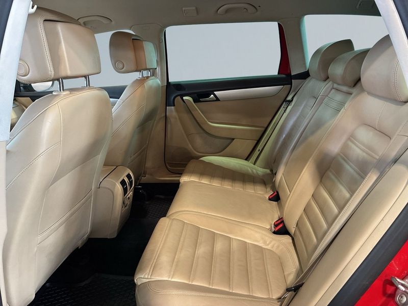Volkswagen Passat bild 11