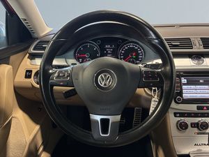 Volkswagen Passat bild 15