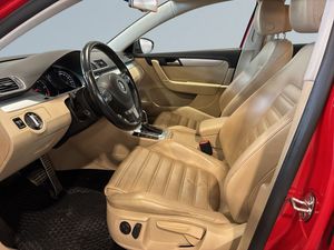 Volkswagen Passat bild 7