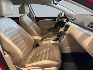 Volkswagen Passat bild 9