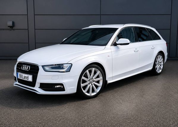 Audi A4 Avant 2.0 TDI DPF quattro S Tronic Euro 5 - 2014