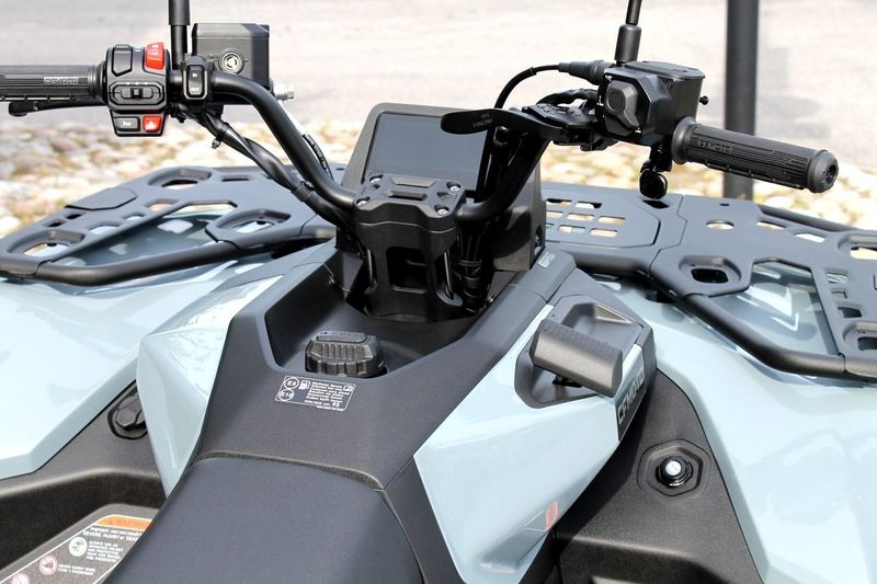 CFMOTO C-Force bild 11