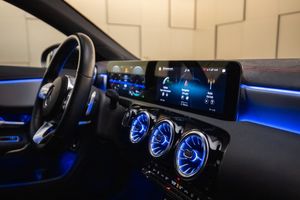 Mercedes CLA250 bild 13