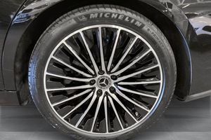 Mercedes E300 bild 18