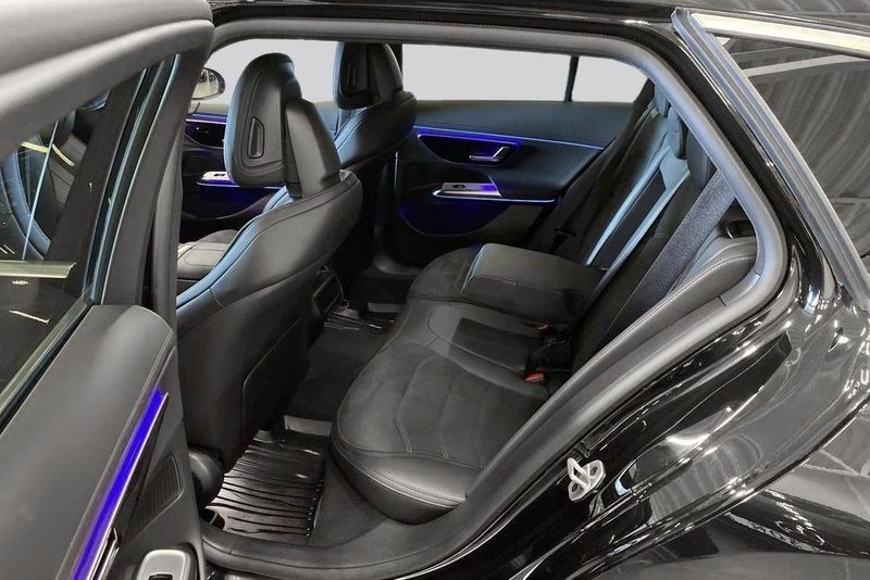 Mercedes E300 bild 9