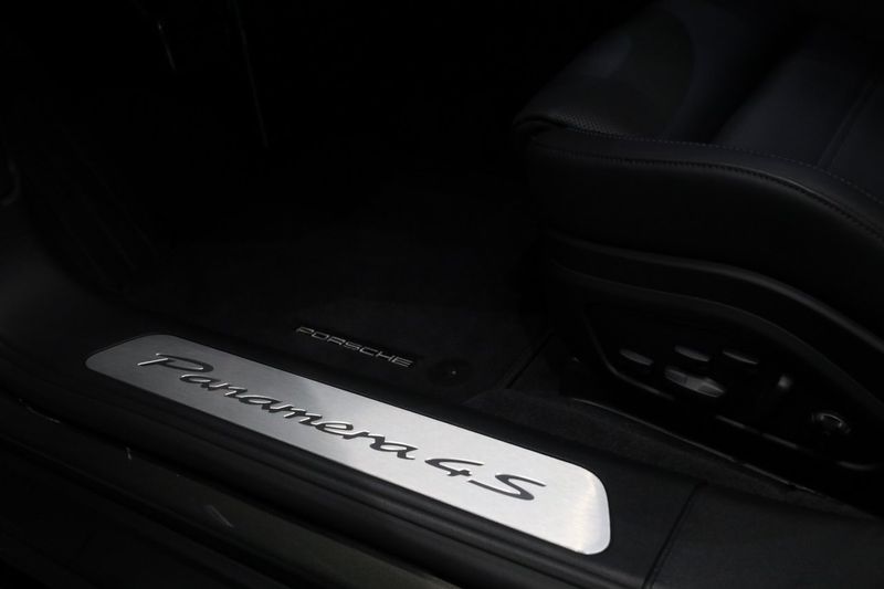 Porsche Panamera bild 16