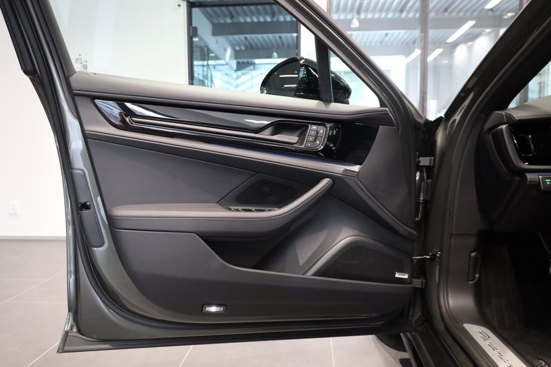 Porsche Panamera bild 13