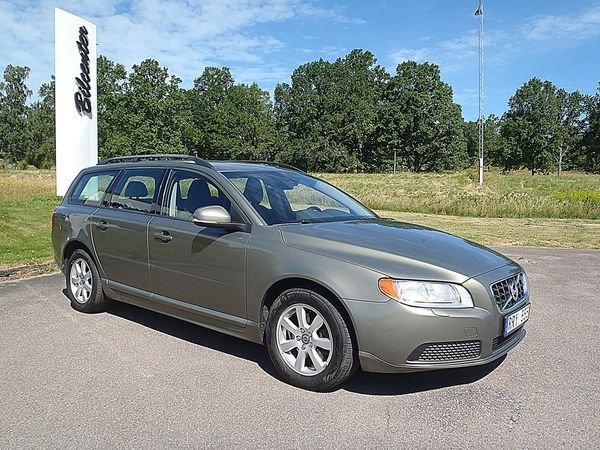 Volvo V70 T4F 180hk Aut Fullservad 2 ägare - 2012