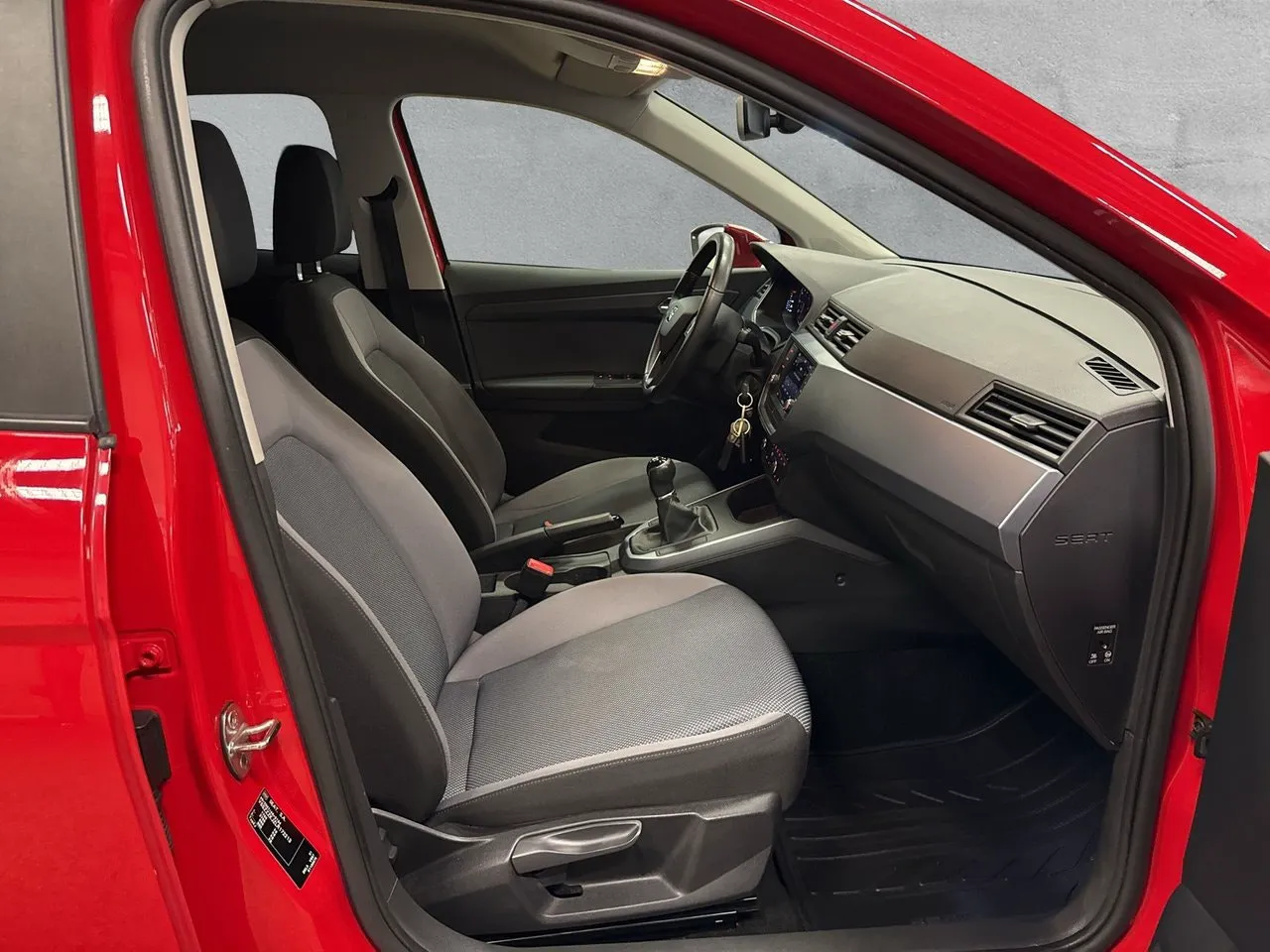 Vehicle image 11