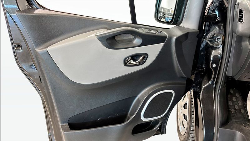 Renault Trafic bild 11