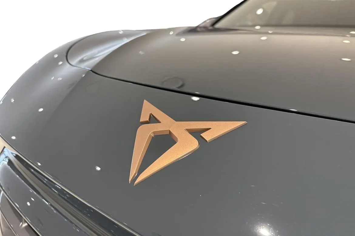 Vehicle image 22