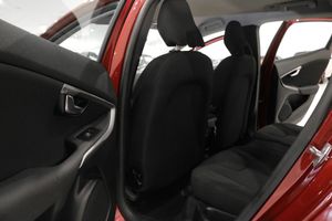Volvo V40 bild 14