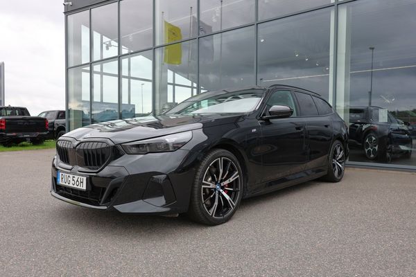 BMW 530 e xDrive Touring M Sport Bowers & Wilkins - 2025