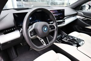 BMW 530 bild 9