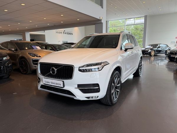 Volvo XC90 D4 AWD Momentum Läder/Backkamera/Drag/7 sits - 2018