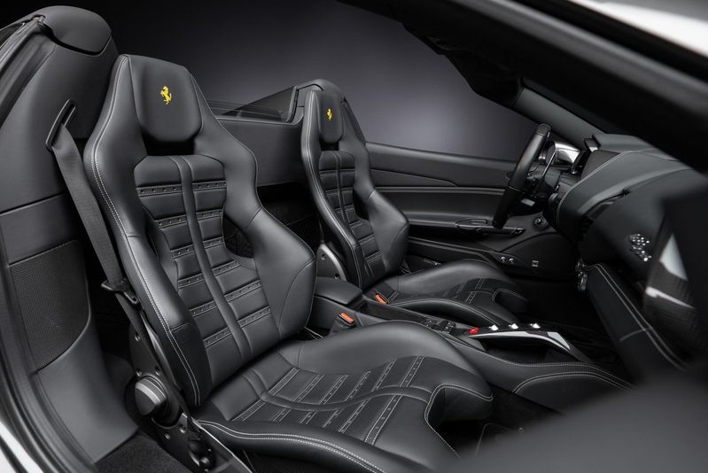 Ferrari 488 bild 16