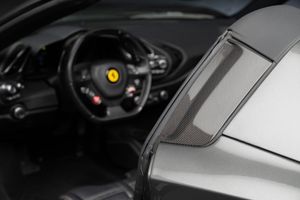 Ferrari 488 bild 14