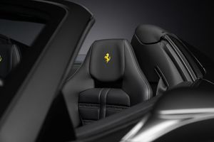 Ferrari 488 bild 9