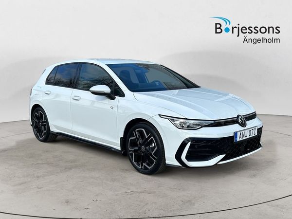 Volkswagen Golf R-line 1,5 eTSI 150hk DSG7 - 2026
