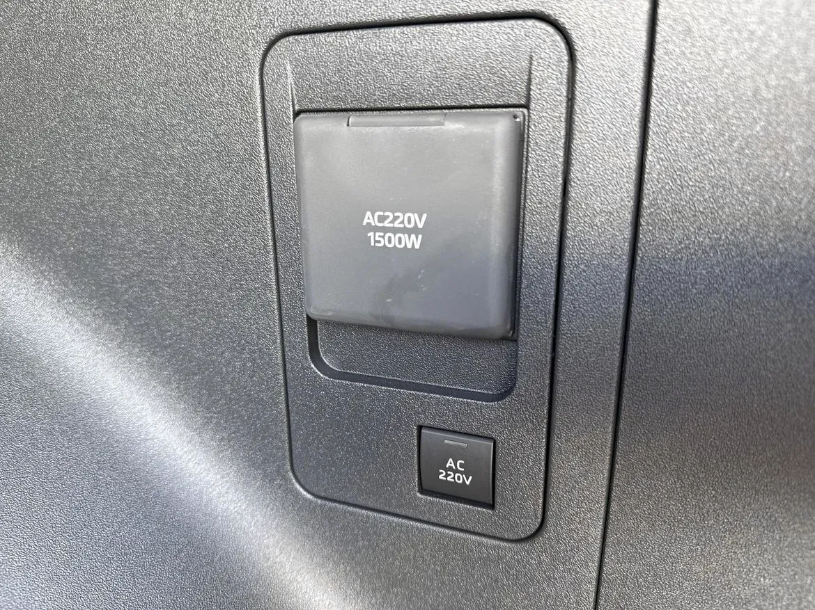 Vehicle image 21