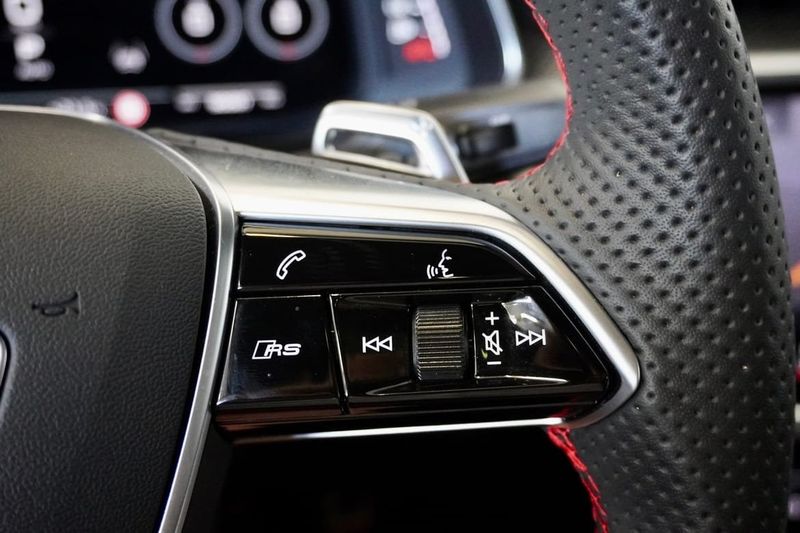 Audi RS7 bild 15
