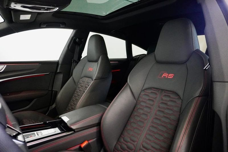 Audi RS7 bild 12