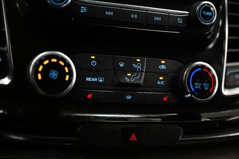 Ford Tourneo Custom bild 23