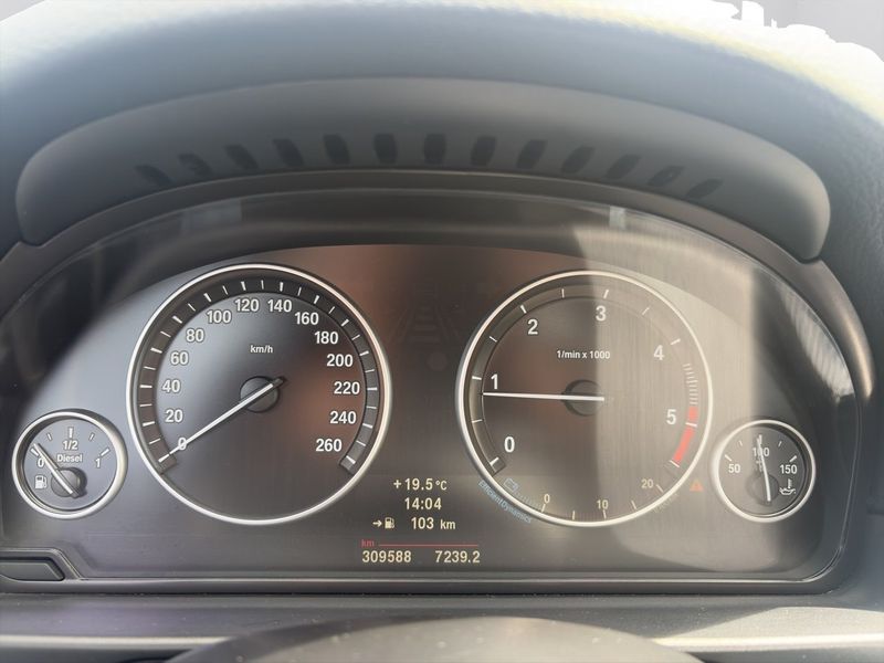 BMW 520 bild 14