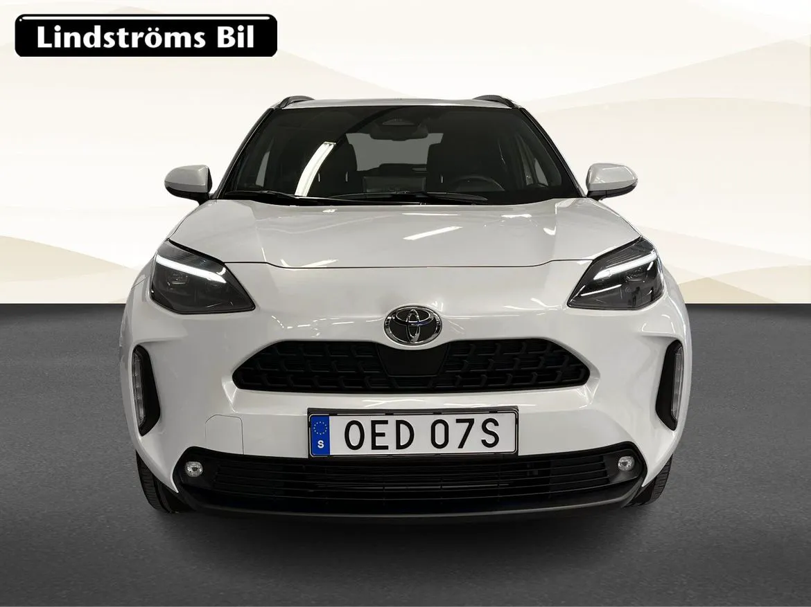 Vehicle image 7