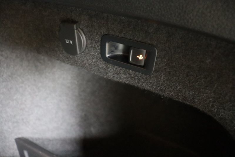 Volkswagen Passat bild 8